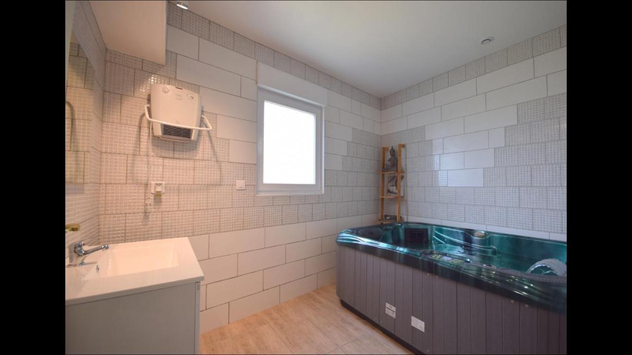 Gite Moderne Proche De Kaysersberg Av Jacuzzi Prive Orbey Exterior foto